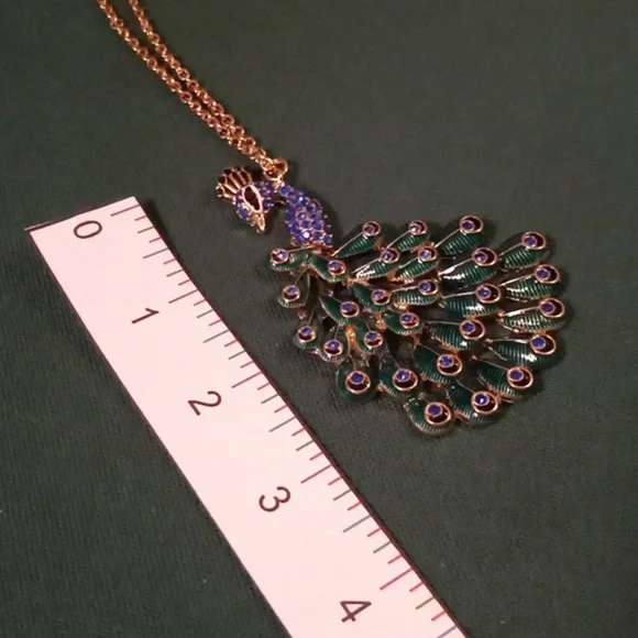 EUC Lot Of 4 Gold-Tone Statement Jewelry Including Choker, Peacock Pendant - Picture 10 of 10